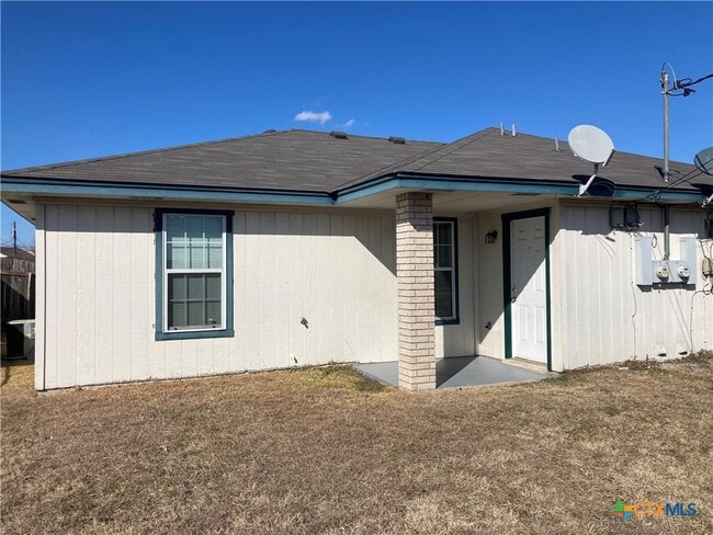 Building Photo - 1401 Windward Dr