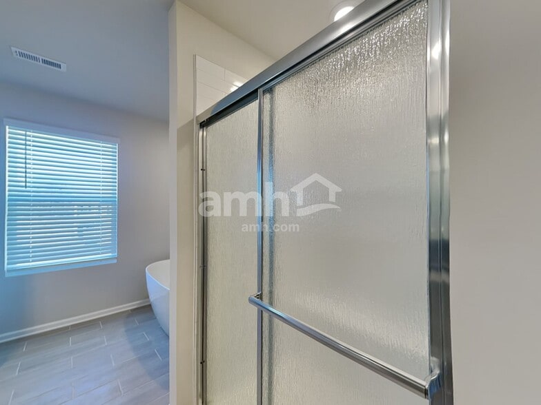 Building Photo - 3997 Zepelin Wy