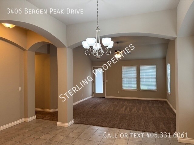 Building Photo - 3406 Bergen Peak Dr