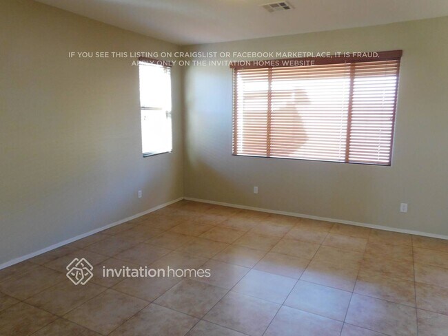 Building Photo - 14890 N 174th Ave