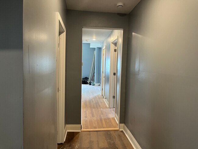 Building Photo - 648 W 60th St