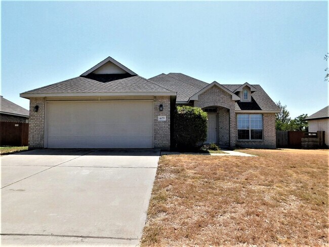 Primary Photo - Available Now!!!! Beautiful home located in Harker Heights TX. This home includes 3 bedrooms, 2 b...