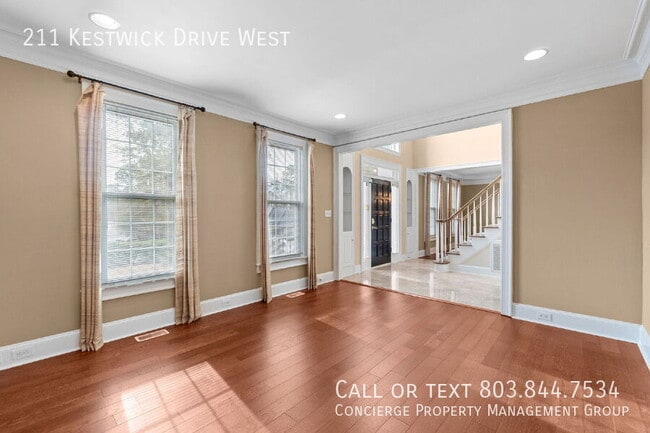 Building Photo - 211 Kestwick Dr W