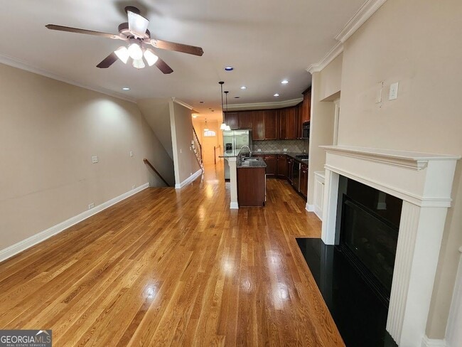 Building Photo - 10856 Ellicot Way