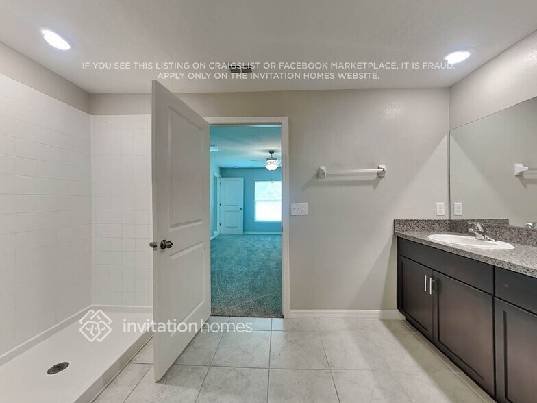 Building Photo - 11166 Riley Pines Cir