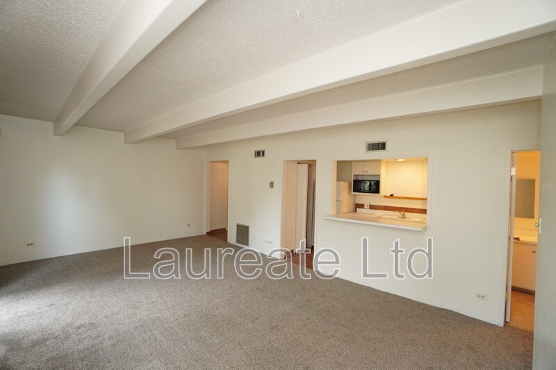 Building Photo - 9725 E Harvard Ave