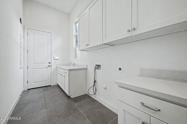 Building Photo - 20628 E Marsh Rd