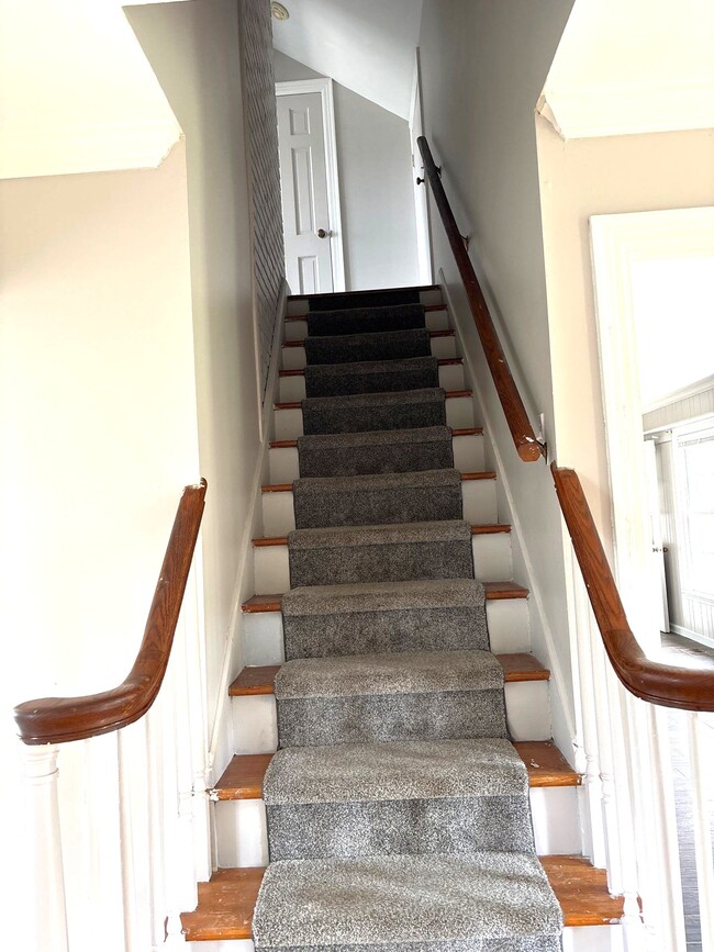 Building Photo - 234 Lackey Ln