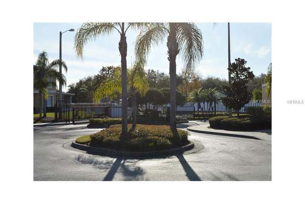 Building Photo - 2233 Fluorshire Dr