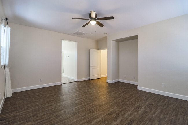 Building Photo - 3457 E Orchid Ln