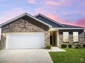 Building Photo - 1637 Escondido Dr