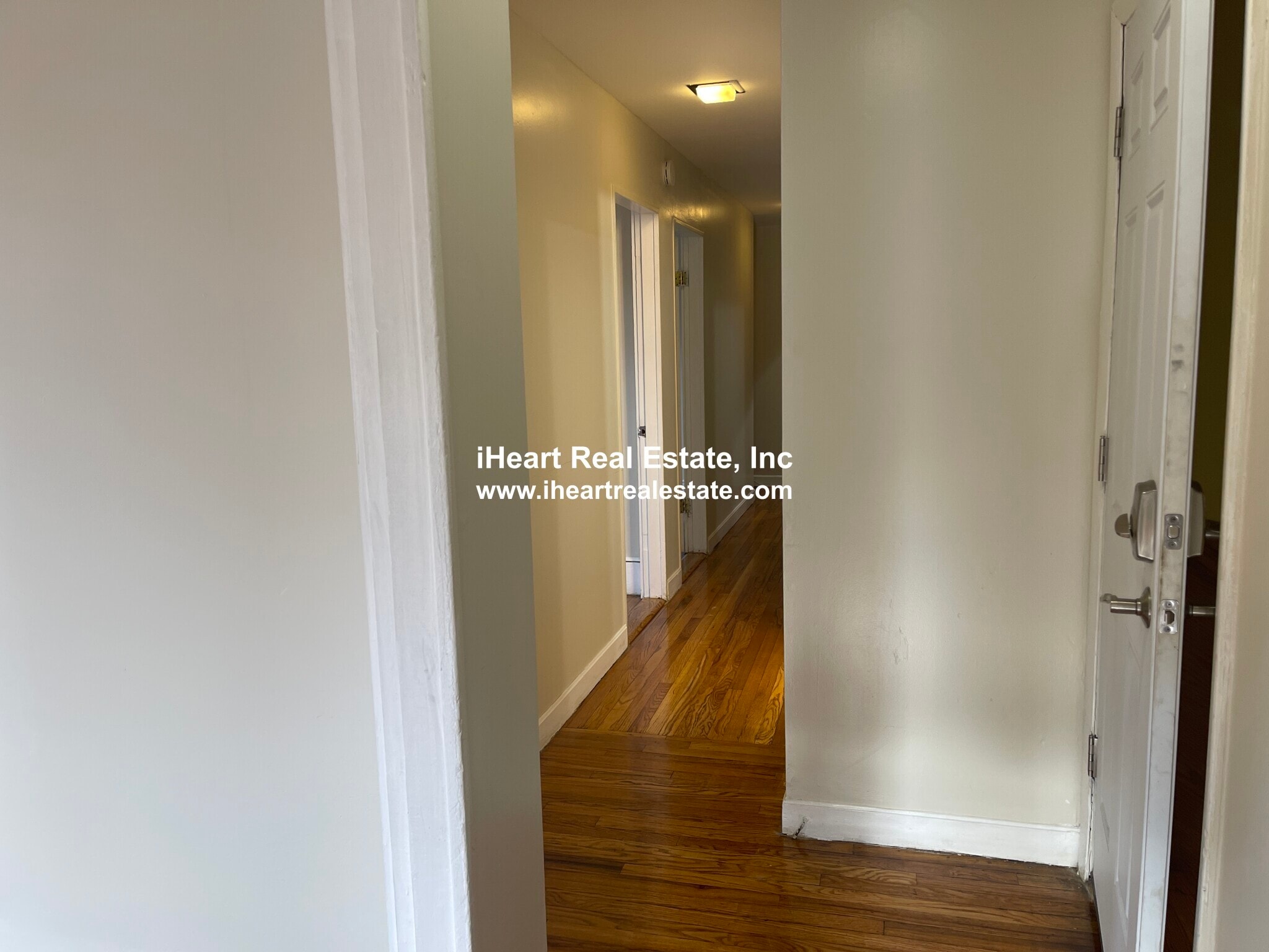 Building Photo - 338 K St