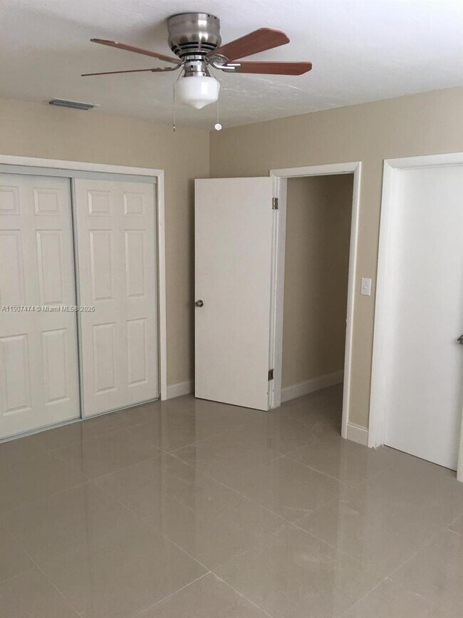 Building Photo - 19134 NW 2nd Ct