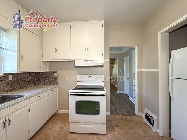 Building Photo - 1707 N 14th St