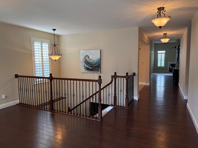 Building Photo - 36 Sag Harbor Ct