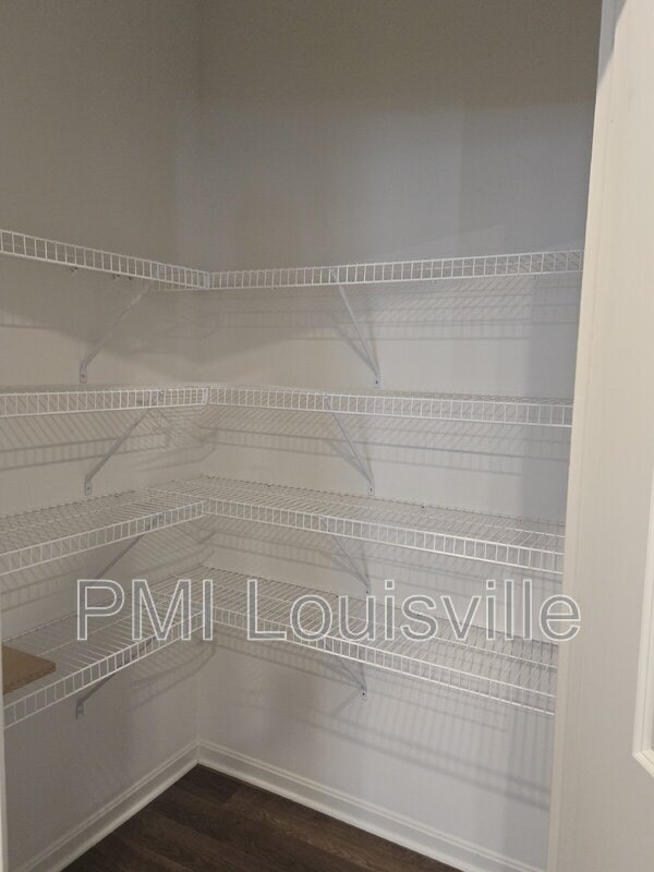 Building Photo - 5806 Kellie Wds Dr
