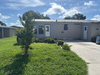 Building Photo - 5310 Ixora St
