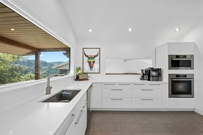 Building Photo - 1603 Twilight Ridge Dr