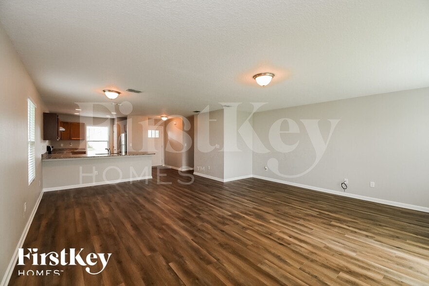 Building Photo - 9309 Java Fern Ct