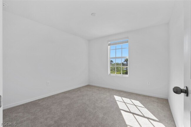 Building Photo - 19972 Green Pasture Rd