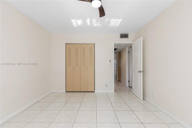 Building Photo - 13250 SW 4th Ct