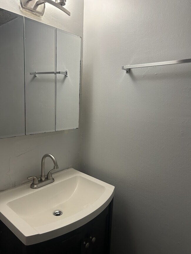 Building Photo - 6354 Shannon Pkwy