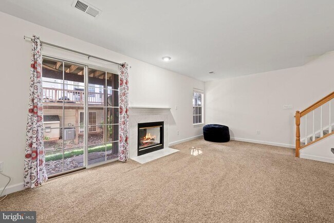 Building Photo - 47645 Weatherburn Terrace