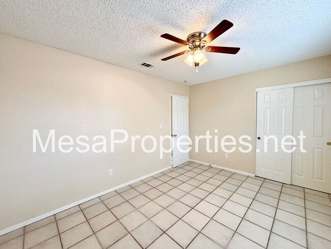 Building Photo - 16578 Odell Ave