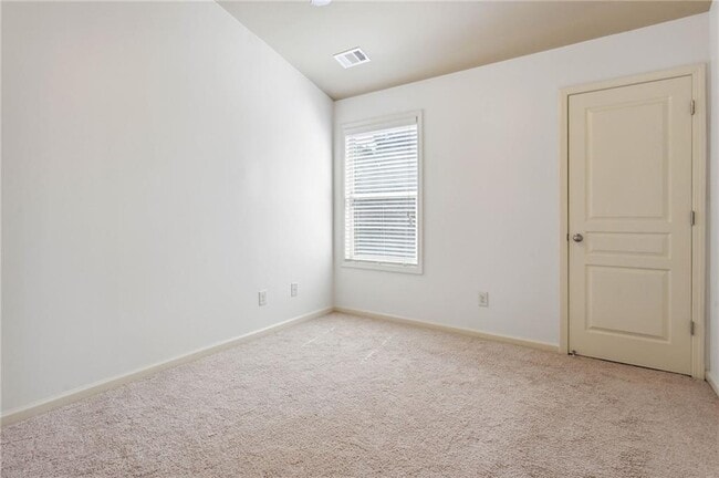Building Photo - 655 Township Cir