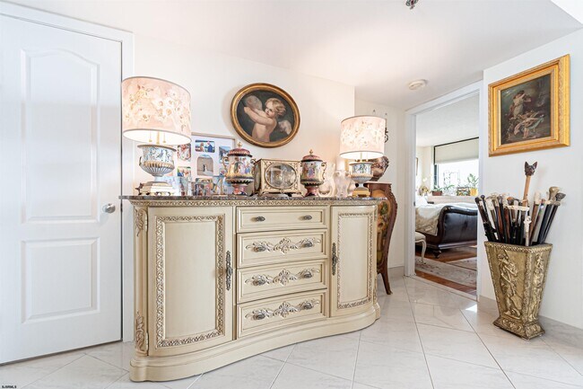 Building Photo - 3851 Boardwalk