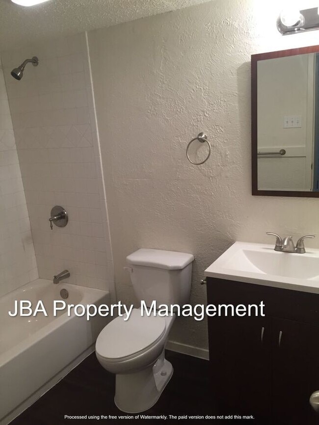 Building Photo - 1758 Belshire Ct