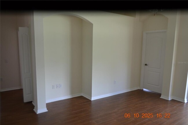 Building Photo - 25947 Terrawood Loop