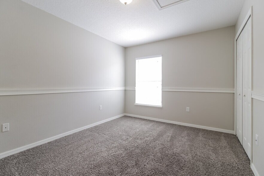 Building Photo - 2959 Elbib Dr