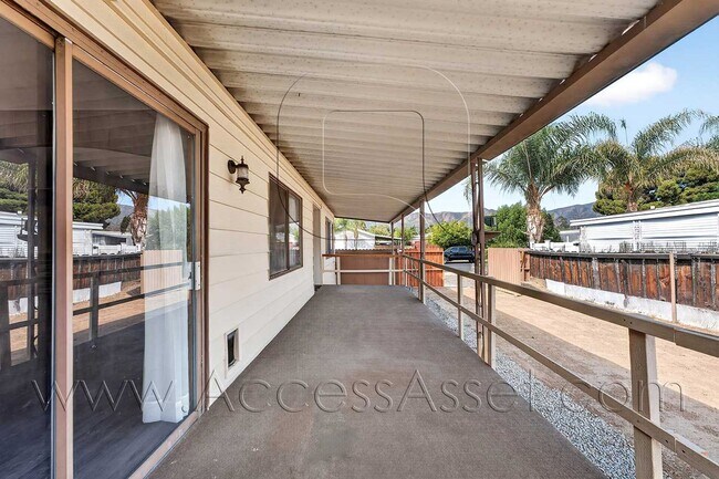 Building Photo - 16450 Monterey St