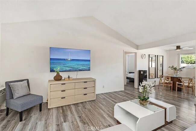 Building Photo - Move-In Ready 2BR | Fresh Paint | Unfurnished & Ready for Your Style