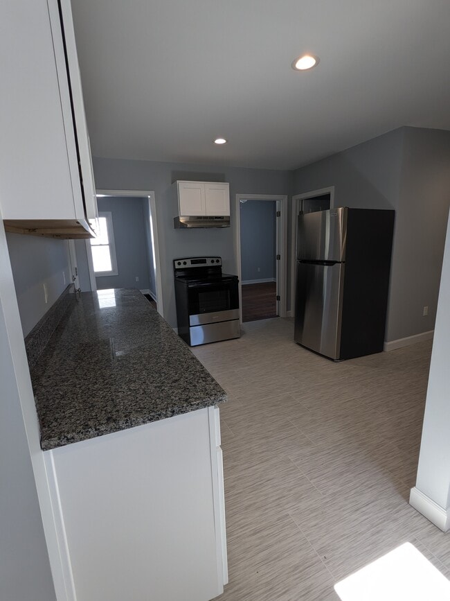 Kitchen - 23 Clarence St
