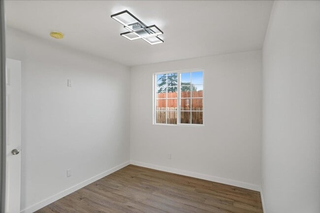 Building Photo - Newly Built 2-Bedroom Home in Private Cul-de-Sac – Available Now