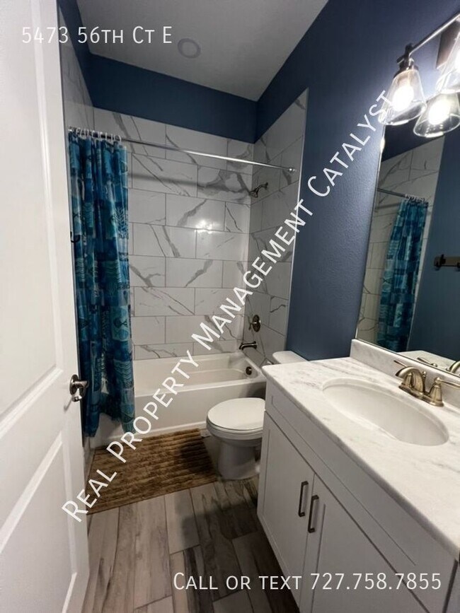 Building Photo - 5473 56th Ct E