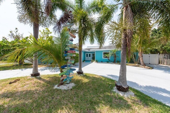 Building Photo - 4643 Bay Crest Dr