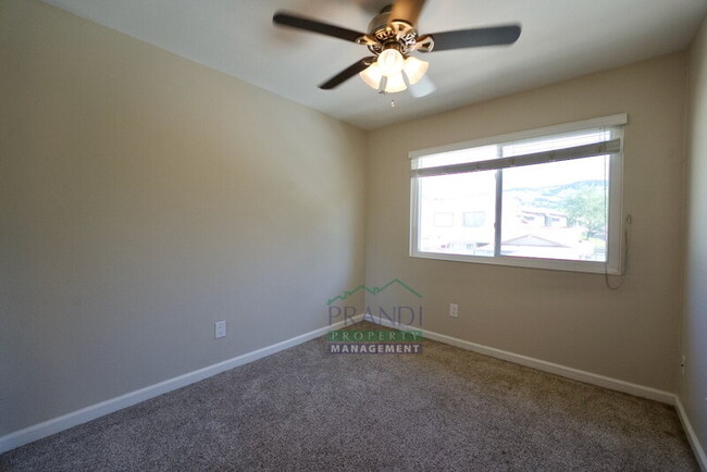 Building Photo - 1 Oliva Dr