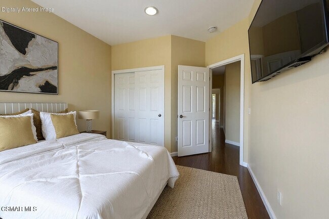 Building Photo - 84 Via Katrina