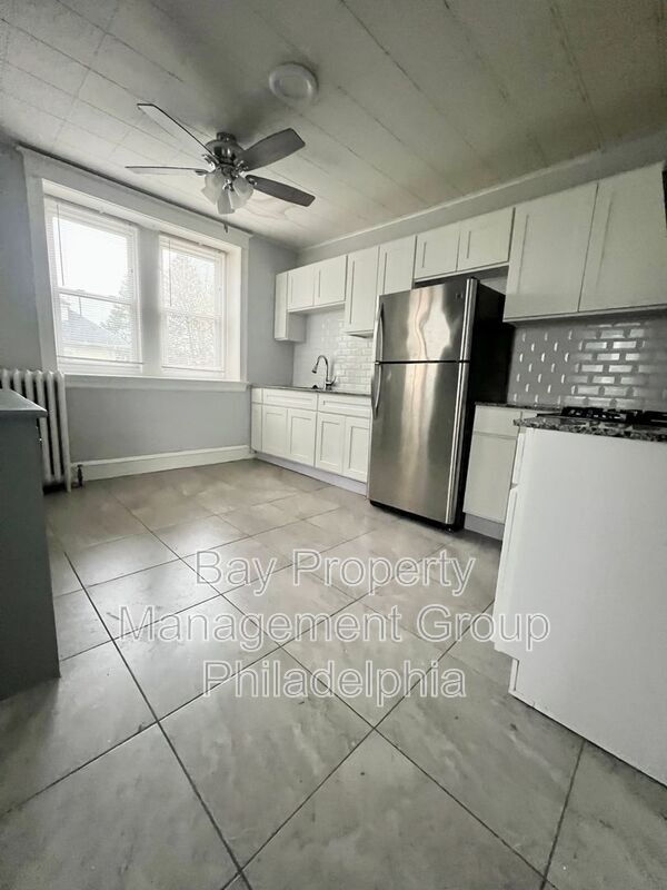 Building Photo - 510 Harper Ave