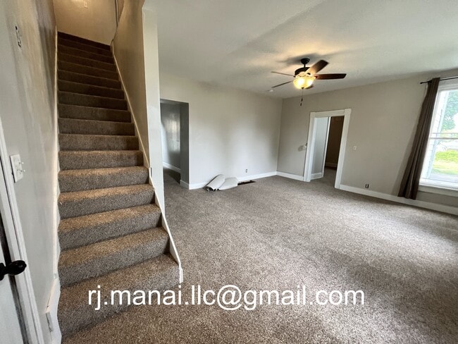 Building Photo - 1033 S Gibson St