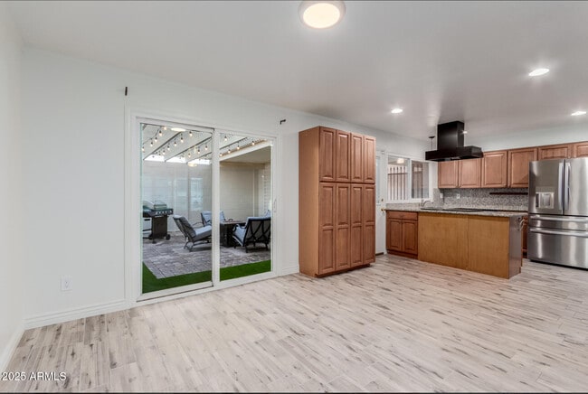 Building Photo - 5105 N Granite Reef Rd