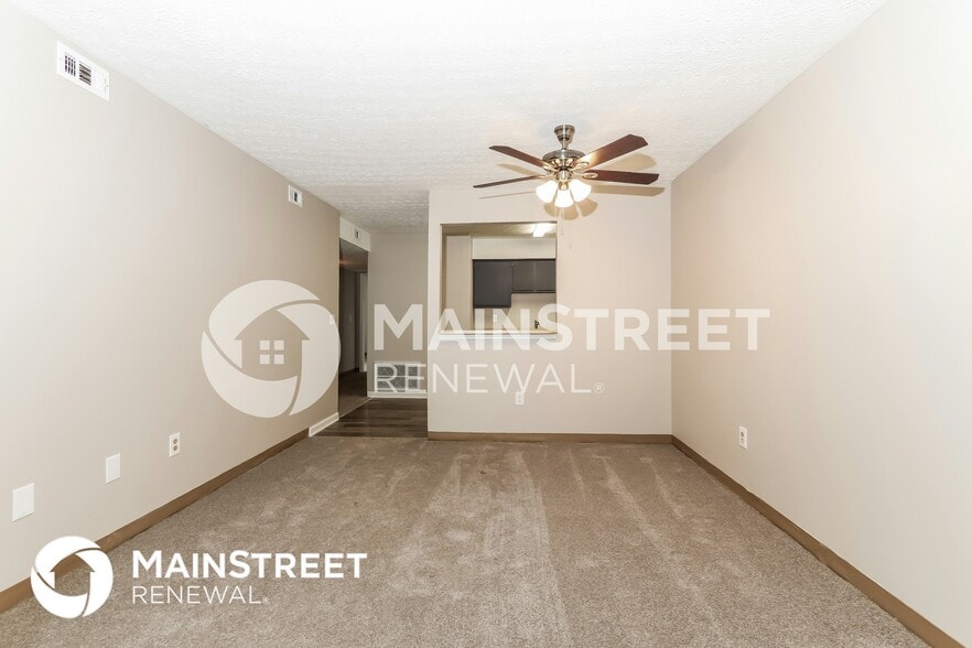 Building Photo - 2913 Dumesnil, Apt #3