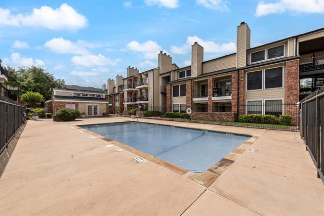 Building Photo - 1513 E Interstate 30