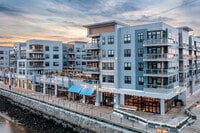 Building Photo - Windsor Marina Bay Apartments