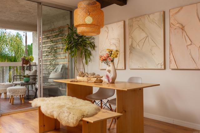 Building Photo - 2311 Caringa Way