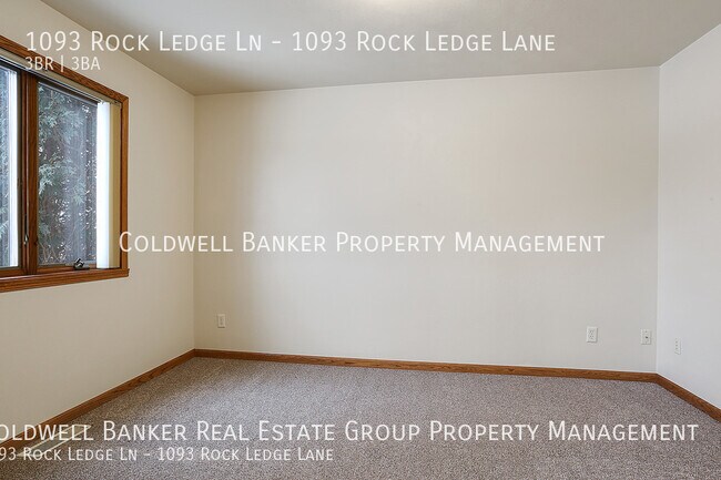 Building Photo - 1093 Rock Ledge Ln