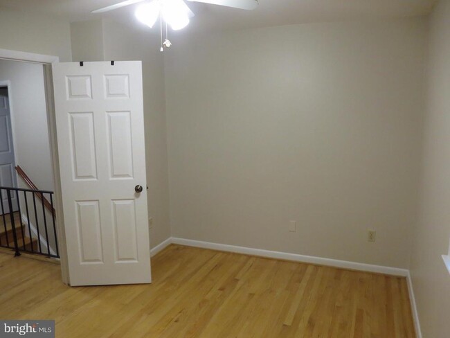 Building Photo - 6322 Linway Terrace